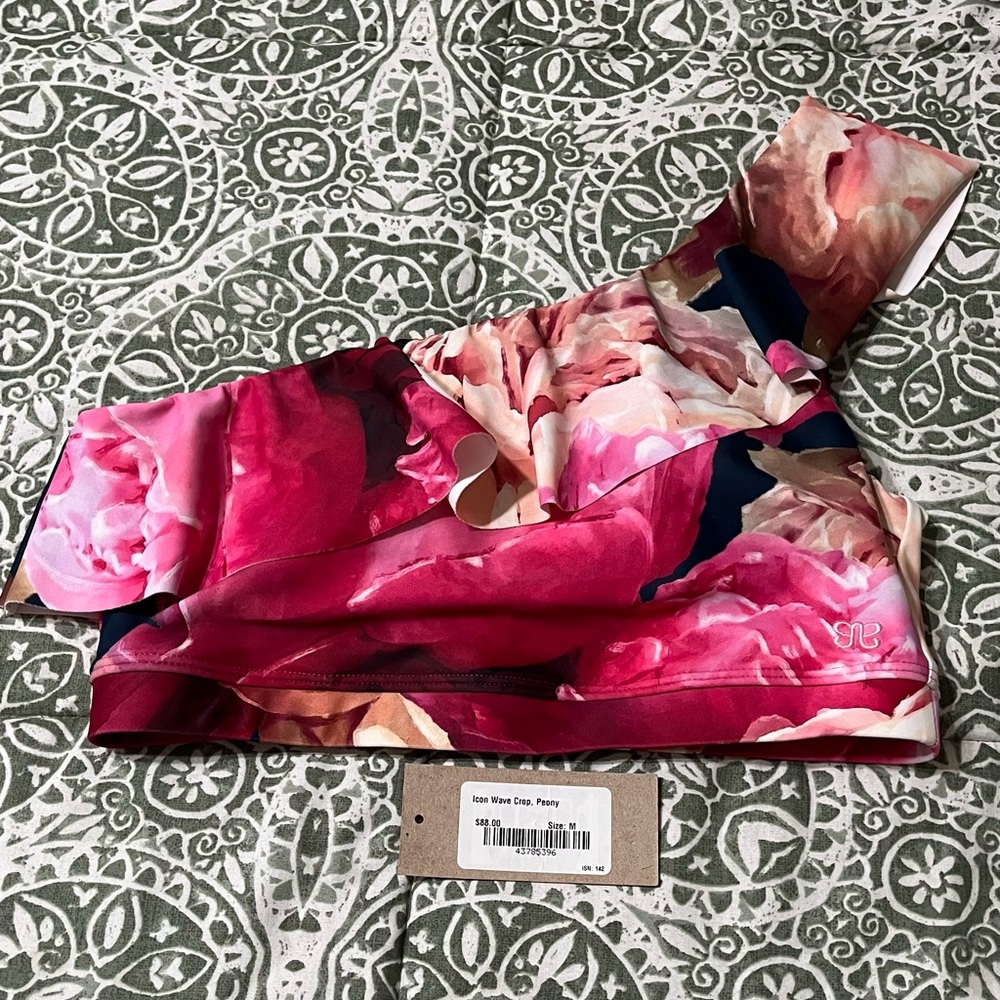 Albion Fit — Icon Wave Crop — Peony — swim top